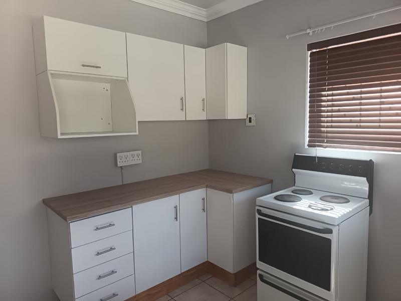 2 Bedroom Property for Sale in Albertinia Western Cape